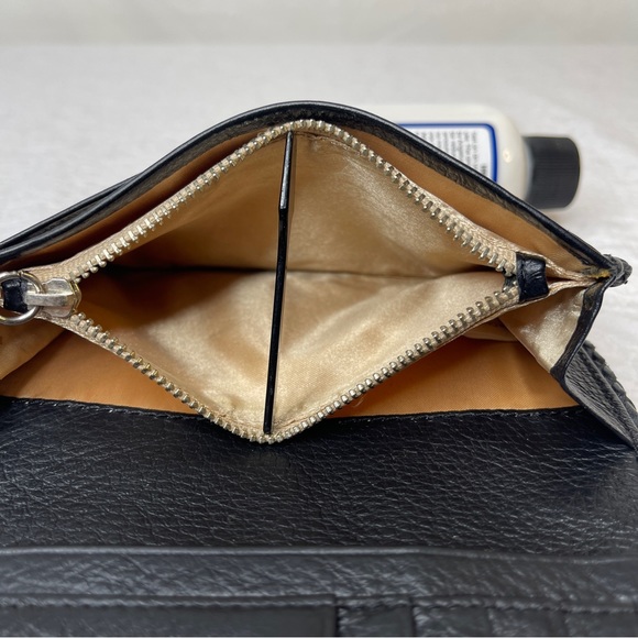 Elliot Lucca Black Pebble Leather Hand Wristlet/Clutch With Tassel Zipper Pull - Picture 7 of 14